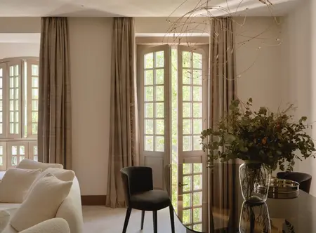 Renovated 3-bed apartment in classic building in Almagro, Chamberí