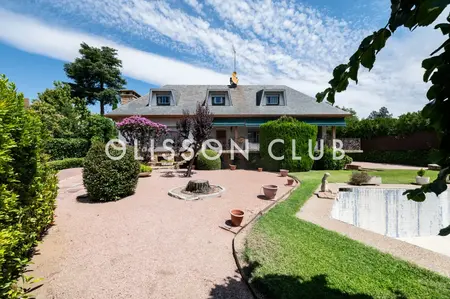9-bed villa with terrace in Centro