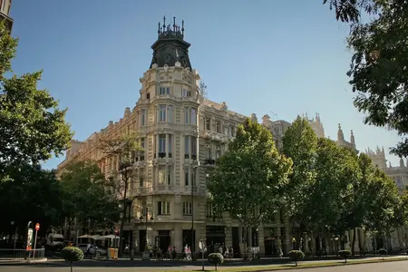 Bright 2-bed penthouse with terrace in Recoletos, Salamanca