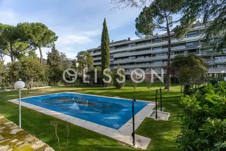 5-bed villa with terrace in Puerta de Hierro, Moncloa