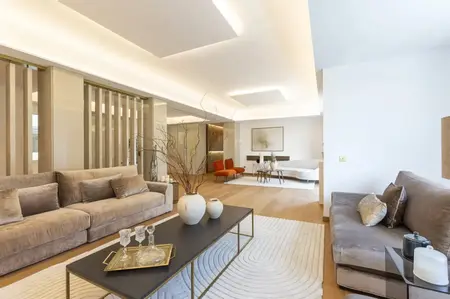 5-bed apartment with terrace in Goya, Salamanca
