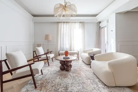Exclusiva vivienda de diseño con garaje a pasos del Retiro