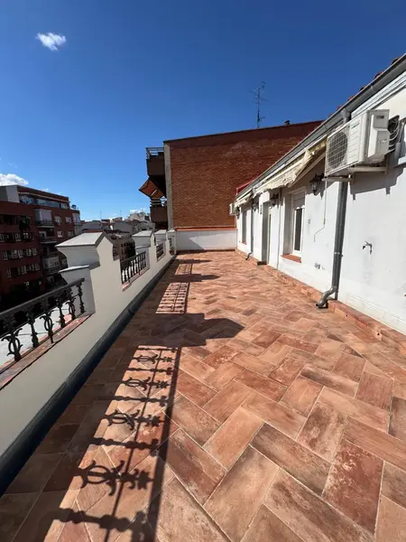 Ático a reformar en Almagro