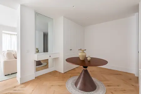 Foto de Piso de 4 dormitorios reformado con ascensor en Lavapiés, Centro