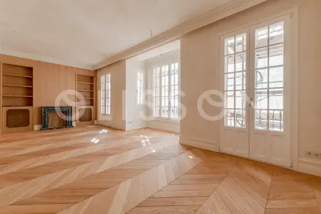 Photo of Architectural 3-bed apartment in classic building in Jorge Juan, Salamanca