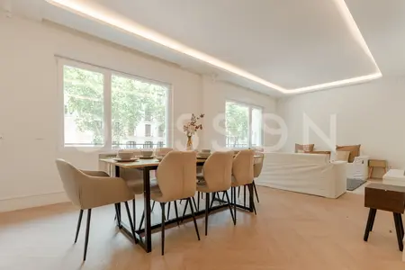 4-bed penthouse with terrace in Argüelles, Moncloa