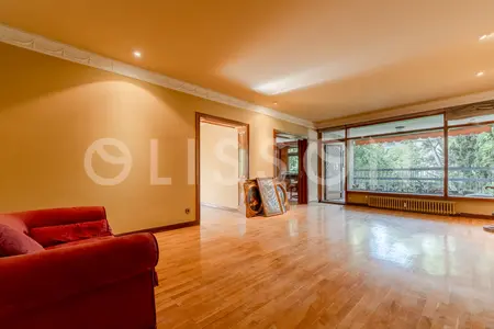5-bed apartment with terrace in El Viso, Chamartín