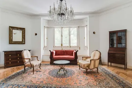 Foto de Olisson pone a su disposición un exclusivo piso exterior con 7 balcones